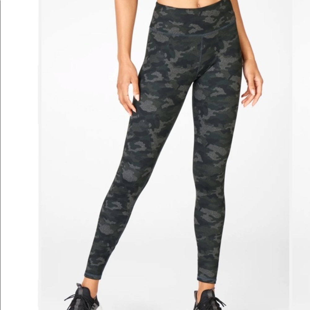 FABLETICS charcoal camo powerhold leggings Sz S